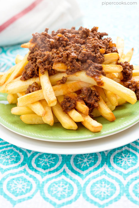 Loaded Chili Fries - Pipercooks.com