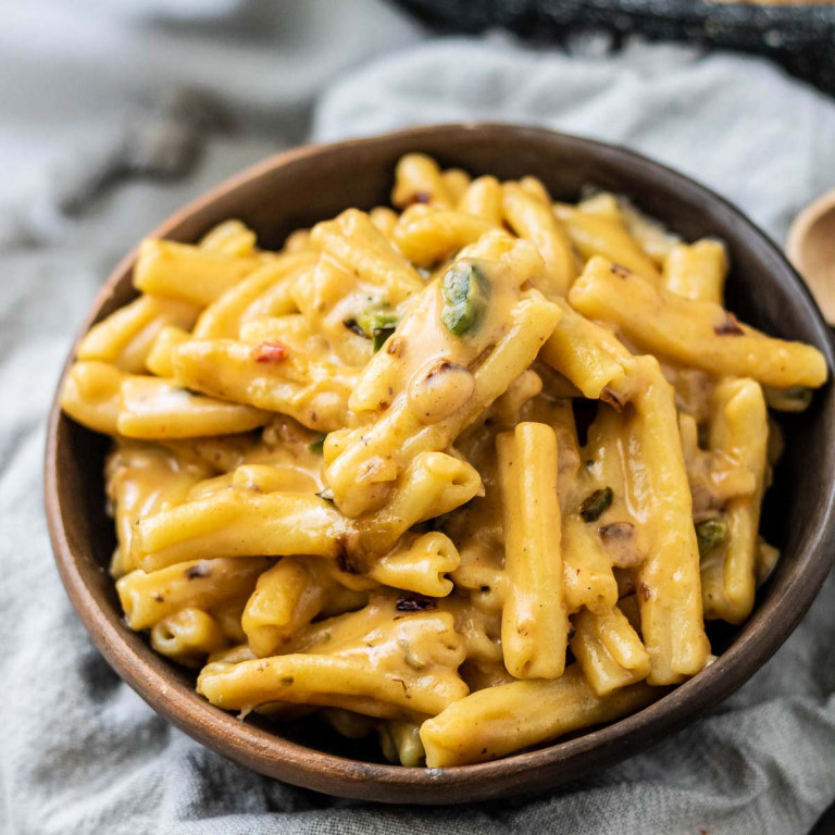 Spicy mac and cheese in a bowl.