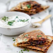 Meat-filled fried pitas.
